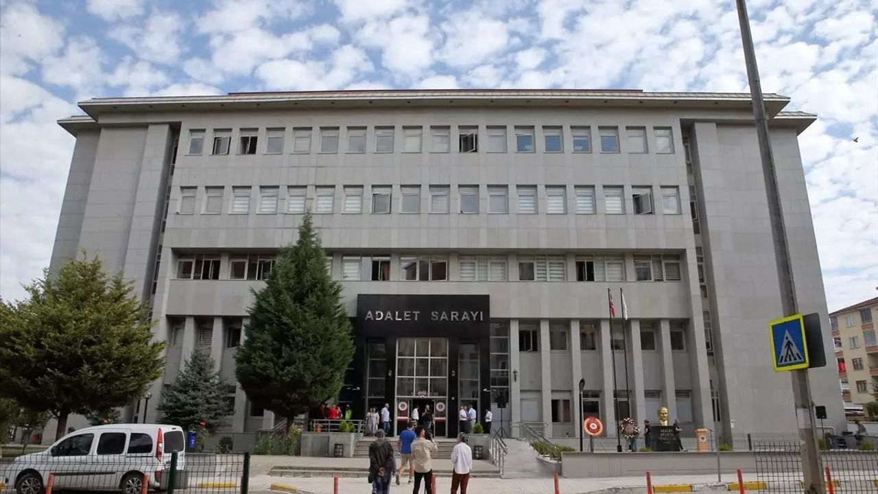 Çorum’da 2 öğrencisine cinsel istismarda bulunan öğretmene 26 yıl hapis