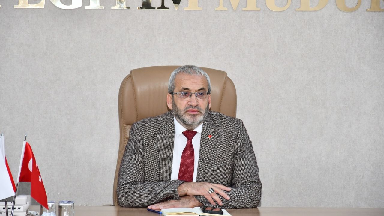 “Öğretmenler, Çorum’un geleceğini  inşa eden görünmez kahramanlardır”