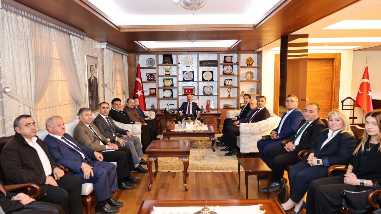 Vali Çalgan özel okul  yöneticileriyle buluştu