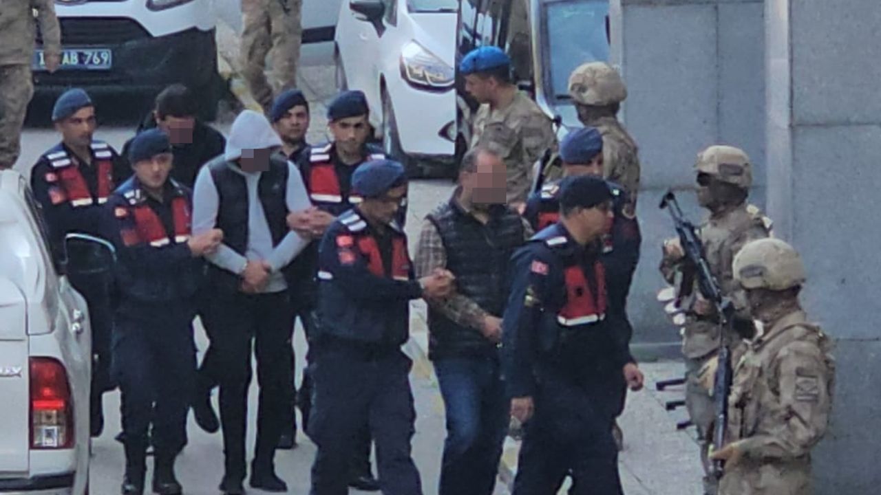 Uyuşturucu operasyonunda 3 şüpheli tutuklandı