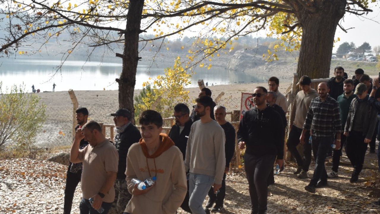 Çorum Barajı’nda  doğa yürüyüşü