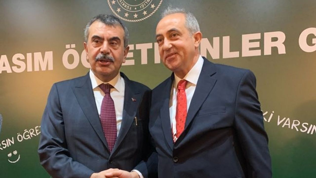 Öğretmenler Günü’nde Çorum’u  Ender Özcan Özçakır temsil etti