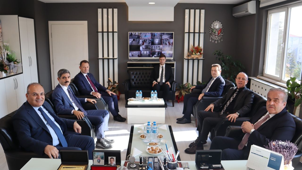 HSK ve Yargıtay heyetinden Sungurlu Adliyesi’ne ziyaret