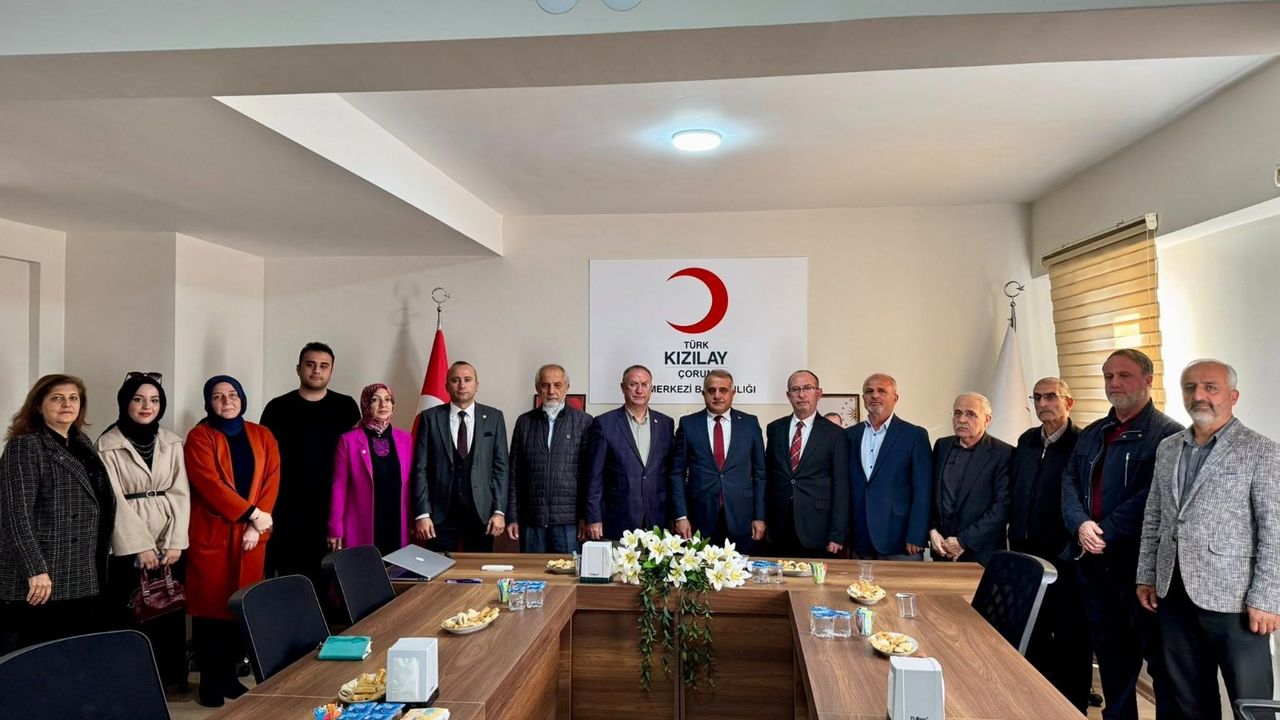 AK Parti’den Kızılay’a kutlama