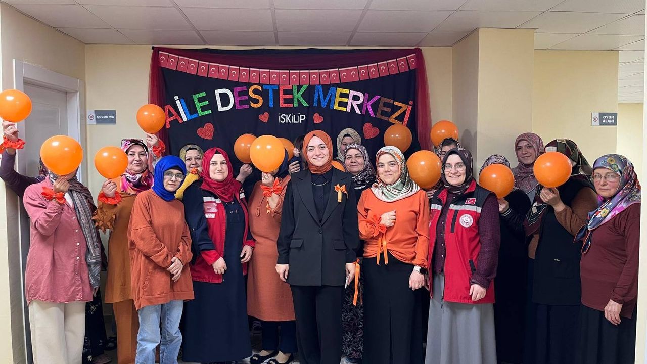 Kadına karşı şiddete farkındalık etkinliği düzenlendi