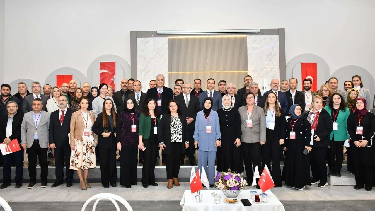 Mercan: “Kadınlarımızın üretkenliğini artıracak eğitimlere öncelik verilmeli”