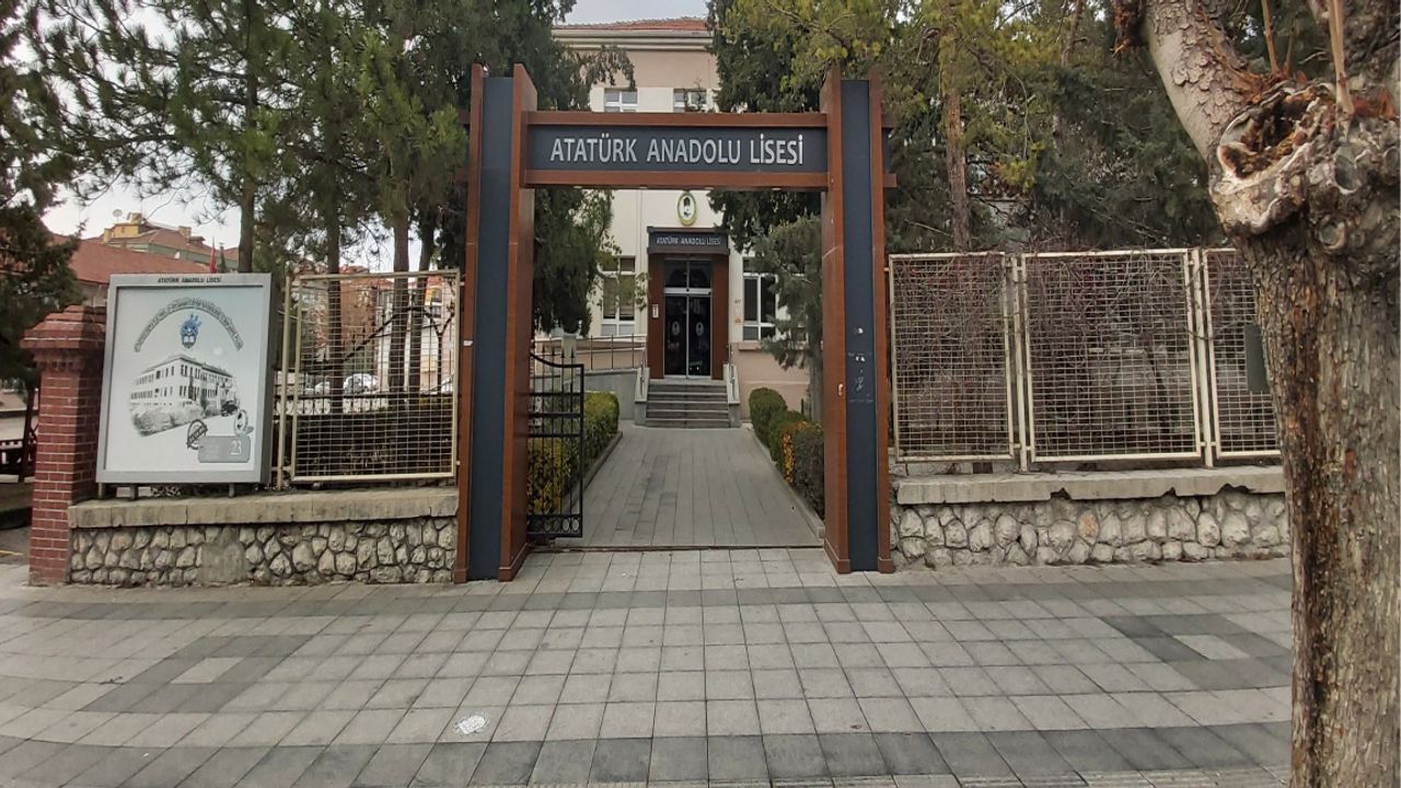 Atatürk Anadolu Lisesi’nden  tescilli eğitim tasarımı