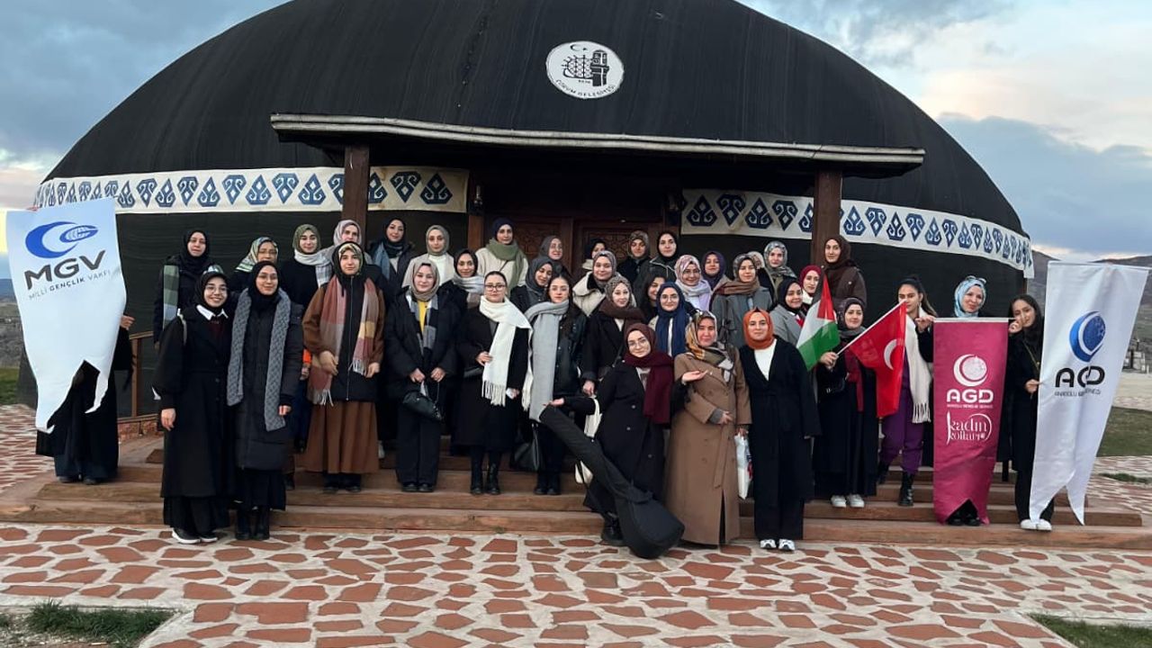 AGD Kadın Kollarından  gençlerle sıcak buluşma