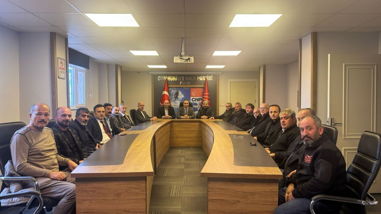 Esnaf temsilcilerinden CHP’ye kutlama ziyareti