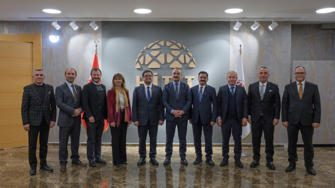 Ortak akılla yarınları inşa etme  adına üniversite-sanayi işbirliği