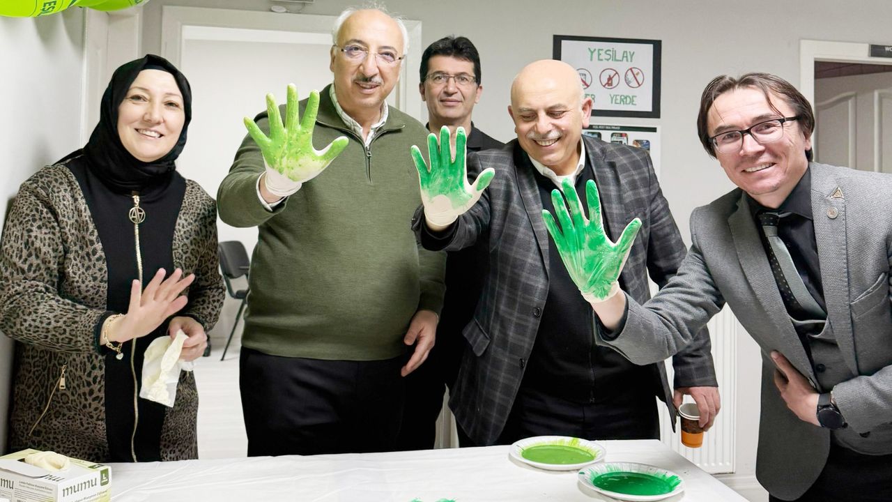 Yeşilay Çorum Şubesi  Gönüllüler Günü'nü kutladı