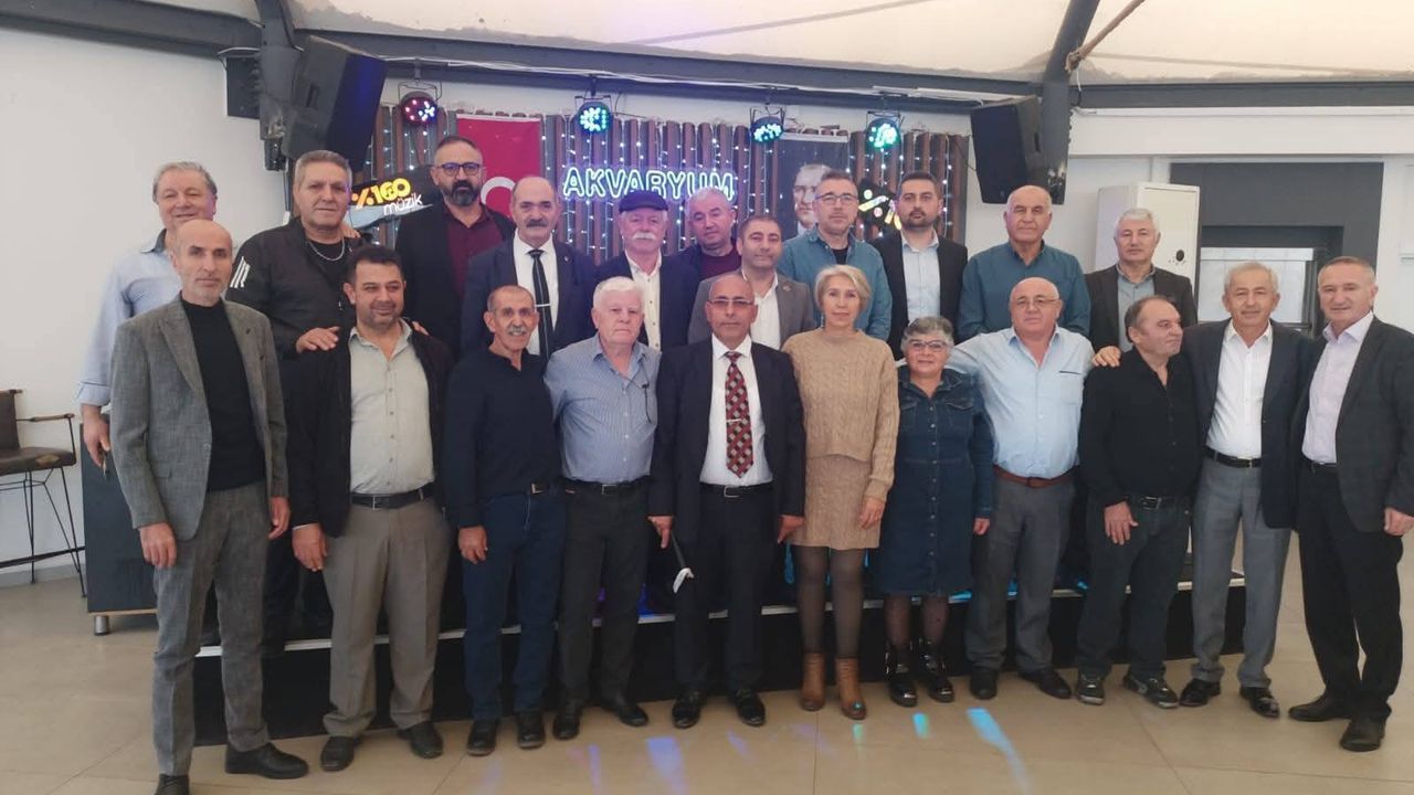 Örenciklilerden İzmir’de muhteşem bir “kahvaltı”