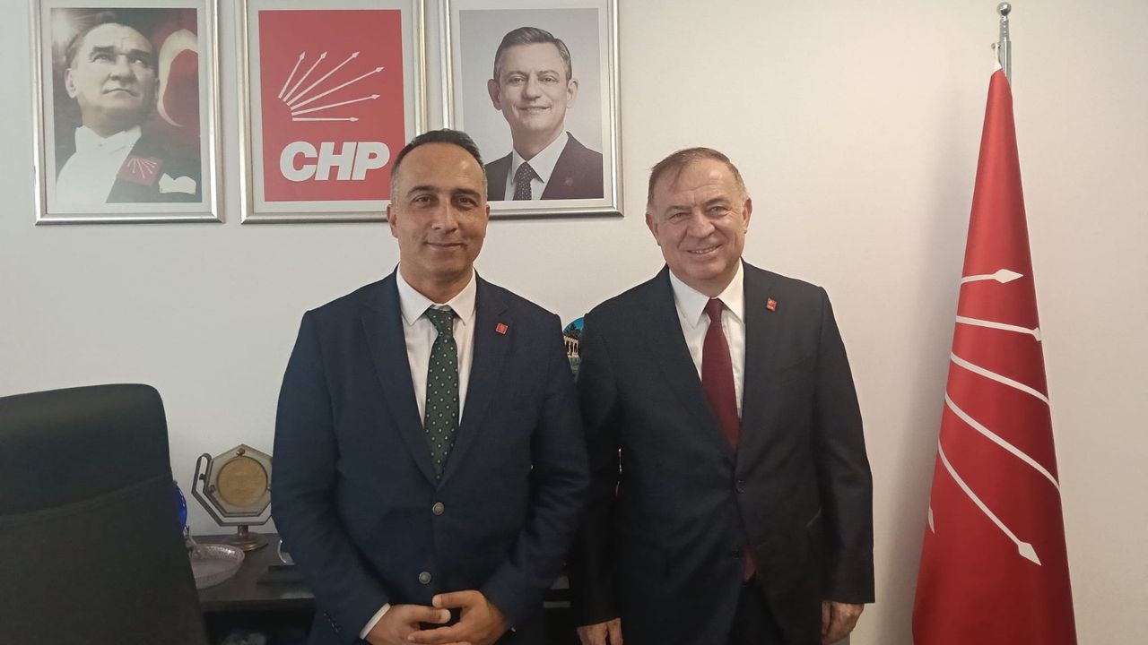 Gökhan Zeybek’ten CHP Çorum heyetine teşekkür