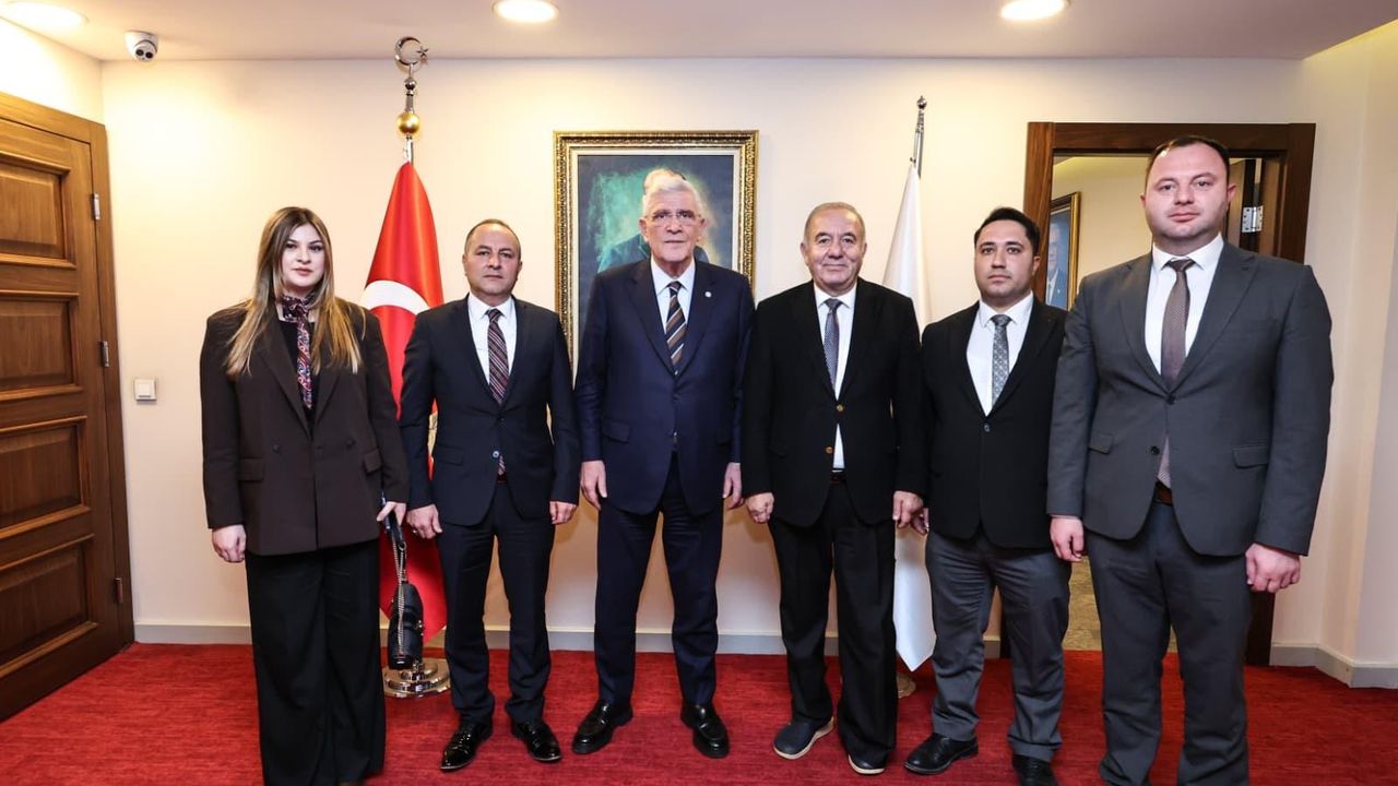 İyi Parti Çorum heyeti Dervişoğlu ile buluştu