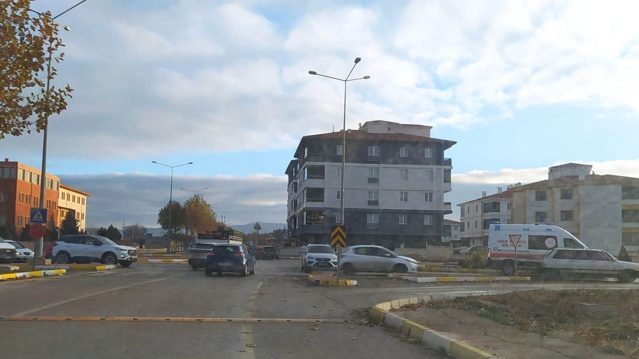 Sürücüler Çorum'da bu kavşağa çözüm istiyor