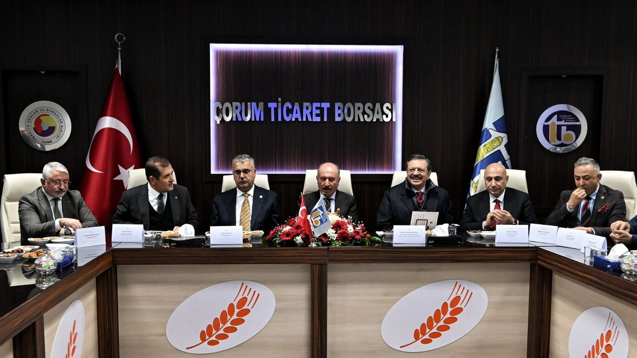 Rifat Hisarcıklıoğlu ve Arslan  Ticaret Borsası’nı ziyaret etti