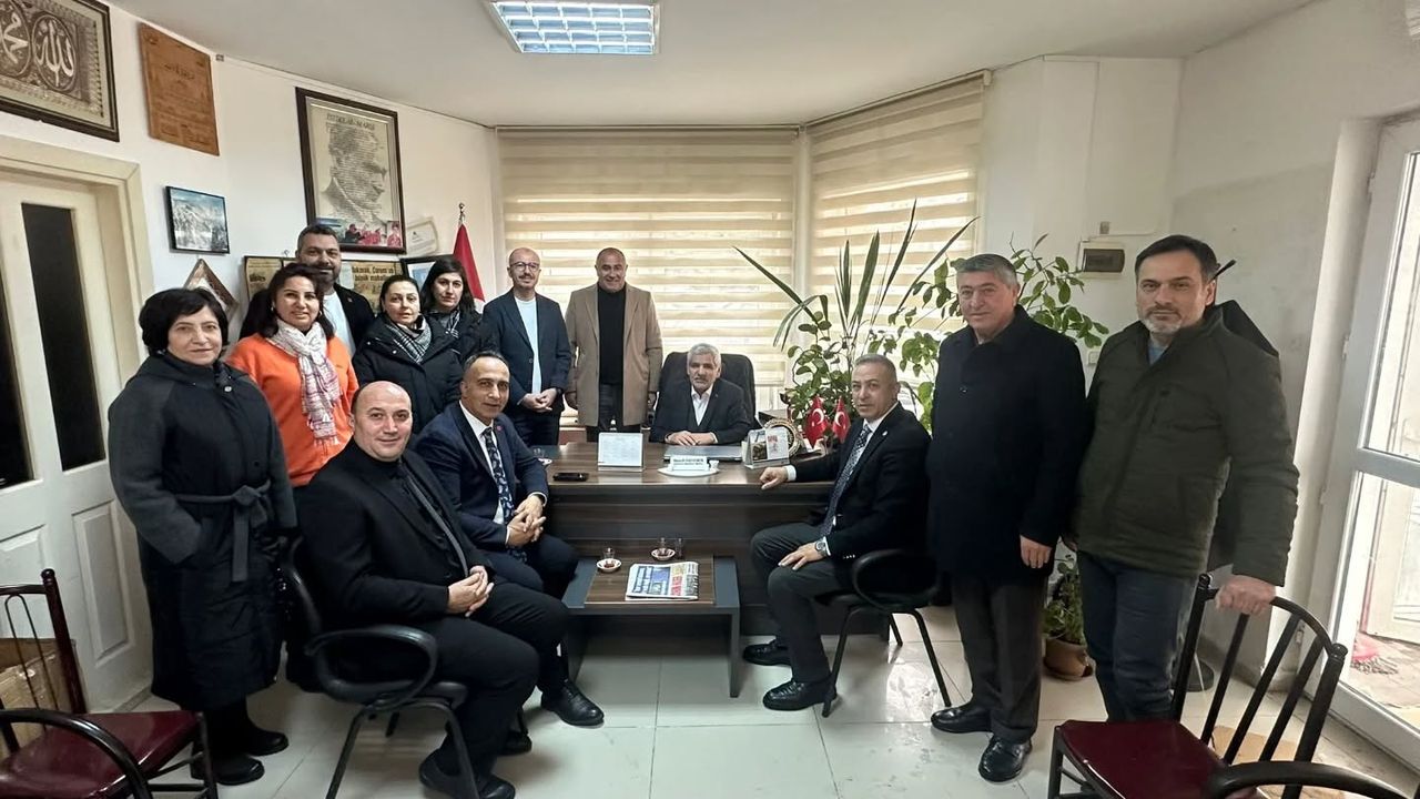 CHP heyeti, mahalle muhtarlarını dinliyor