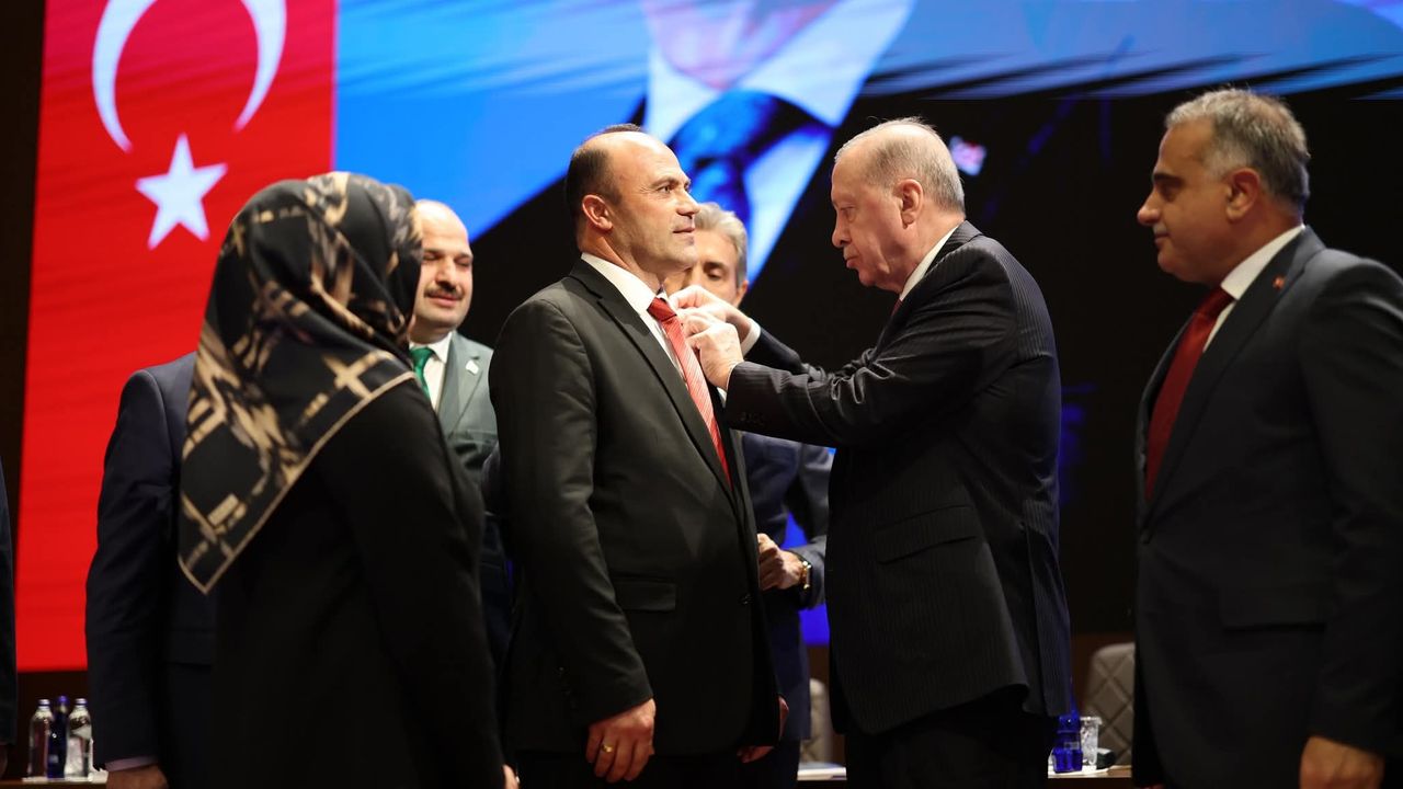 O Belde Başkanı artık AK Partili!