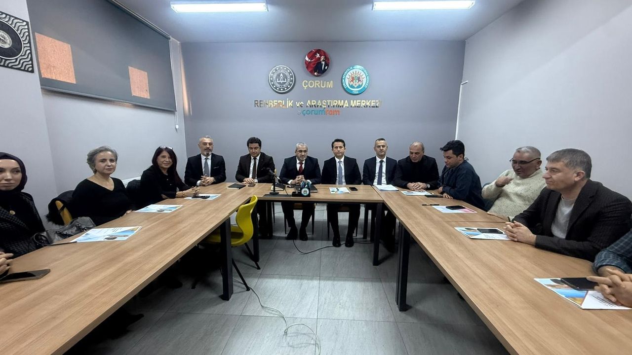 Çorum'da "Güvenli Adımlar Projesi"  değerlendirme toplantısı yapıldı