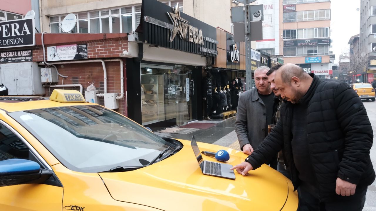 Çorum'da taksiciler AA’nın "Yılın Kareleri" oylamasına katıldı