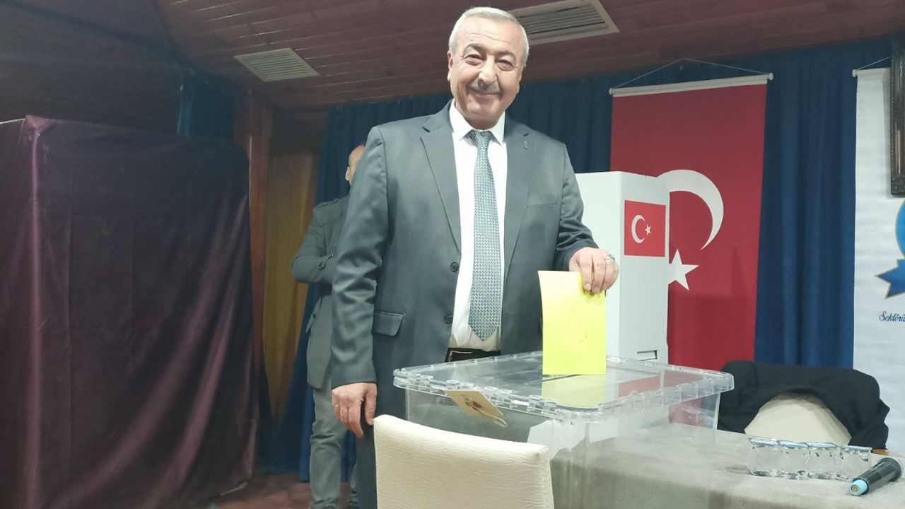 Erdal Kolaylı güven tazeledi
