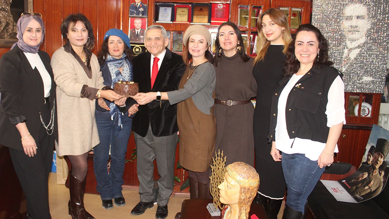 İş kadınlarından kutlama