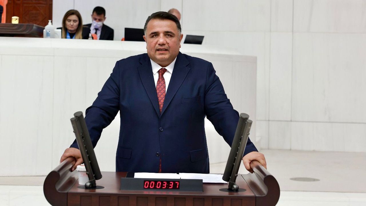 “Gazeteciler demokrasinin  vazgeçilmez unsurudur”