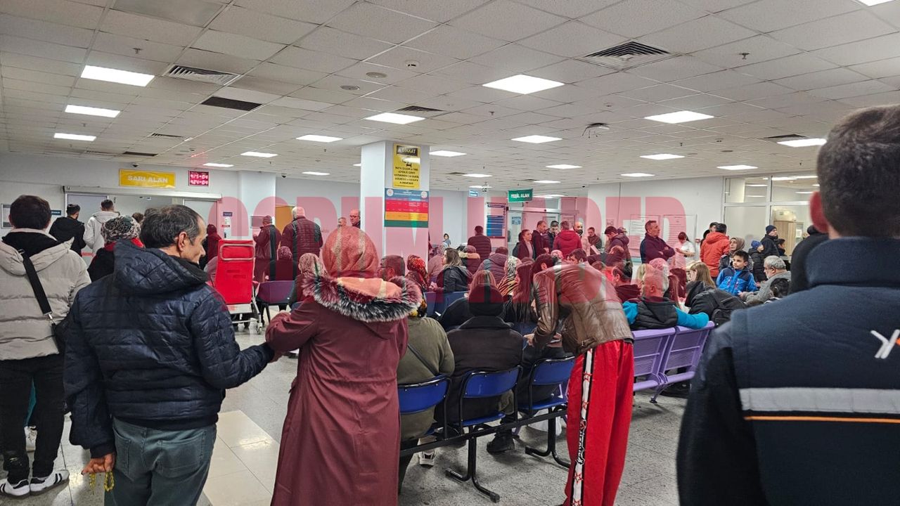 Çorum’da acil doldu taştı: "Çocuğum 40 derece ateşli önümüzde 80 kişi sıra var"