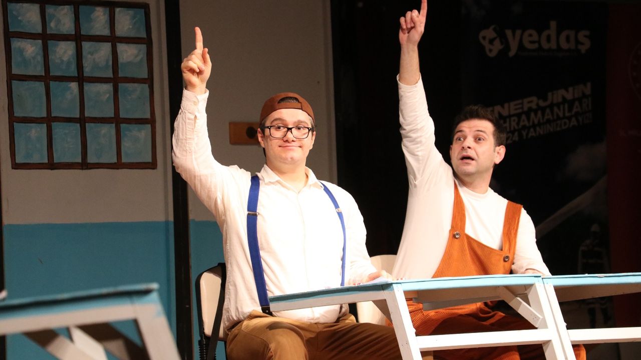 Çocuklara tiyatro oyunuyla enerji tasarrufu bilinci kazandırılıyor