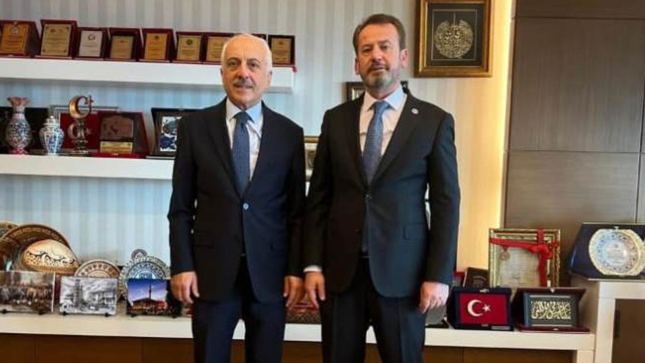 Zeki Gül, Kenan  Yaşar’ı ziyaret etti