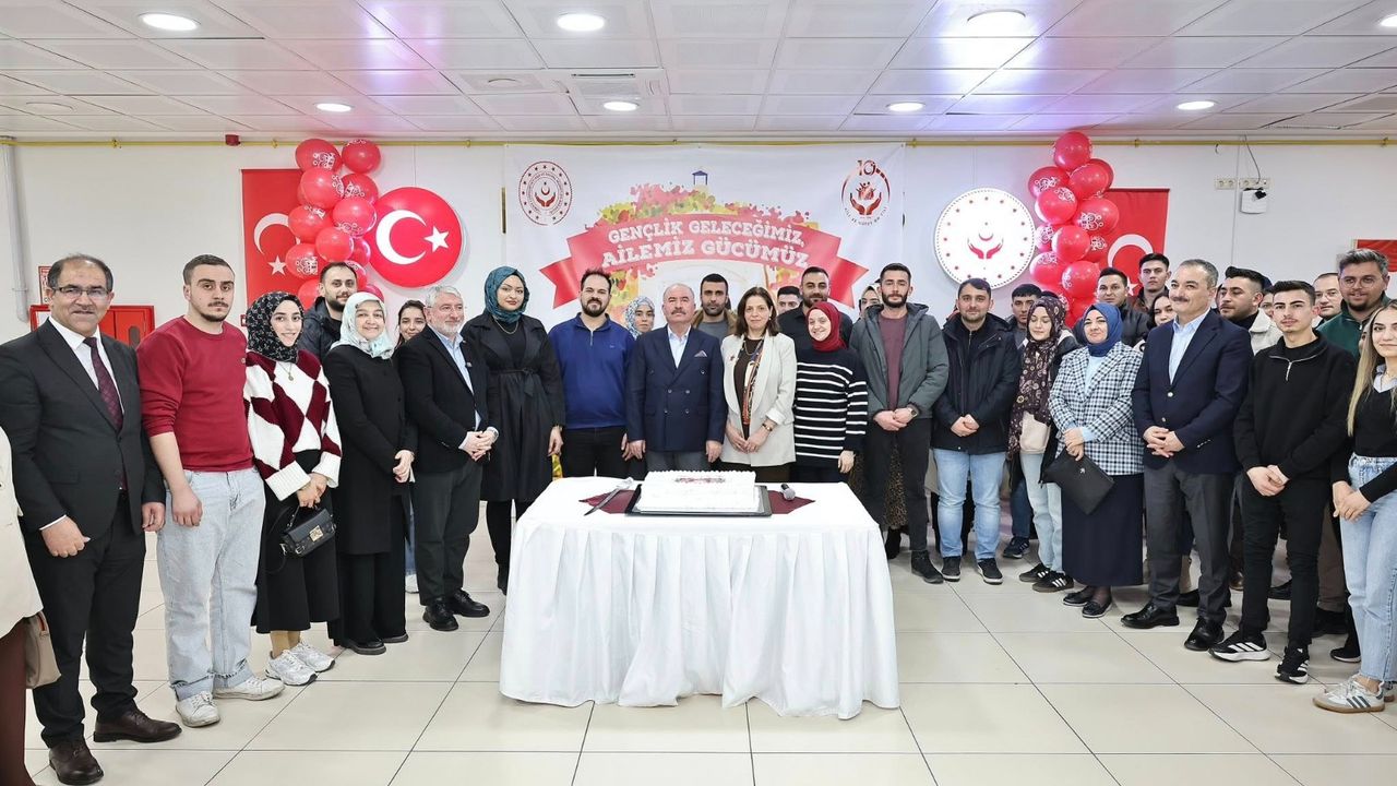 Çorum’da 295 genç çift Aile  ve Gençlik Fonu desteği aldı