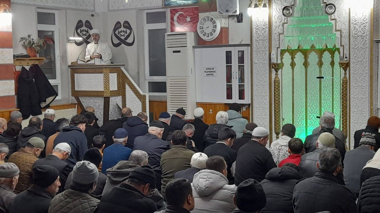 Müftü Şahin Yıldırım  Teravih buluşmasında