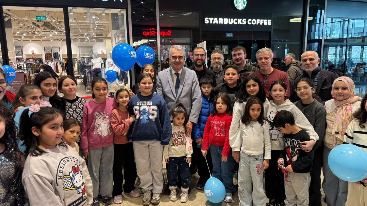 Ufka Yolculuk kitap okuma  etkinliği AHL Park AVM’de