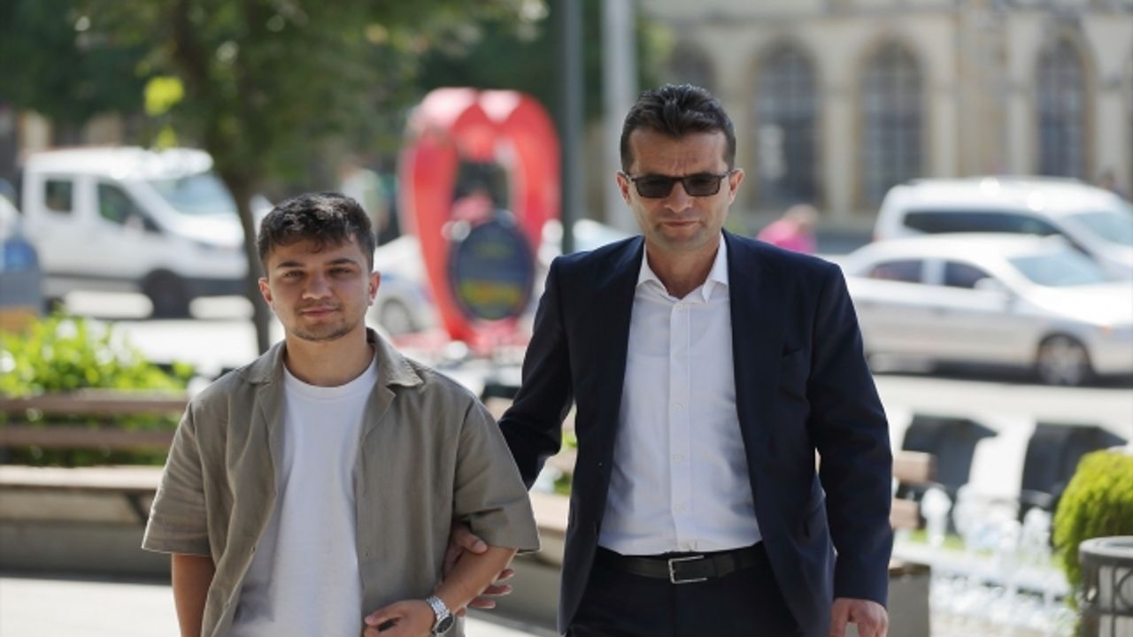 Bir tepki de onlardan: “Caddeler otopark değil, yaşam alanıdır”