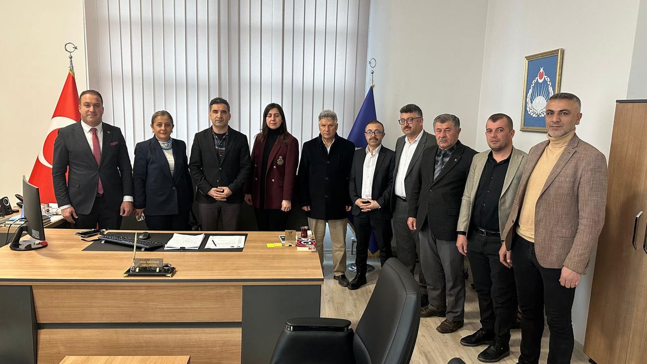 Mahalle muhtarlarından  belediye yeni birim  müdürlerine ziyaret