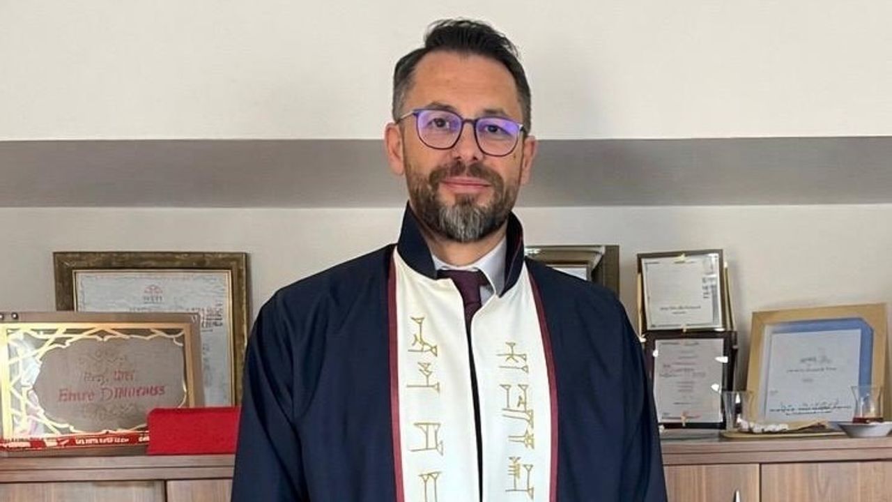 Emre Demir Profesör oldu