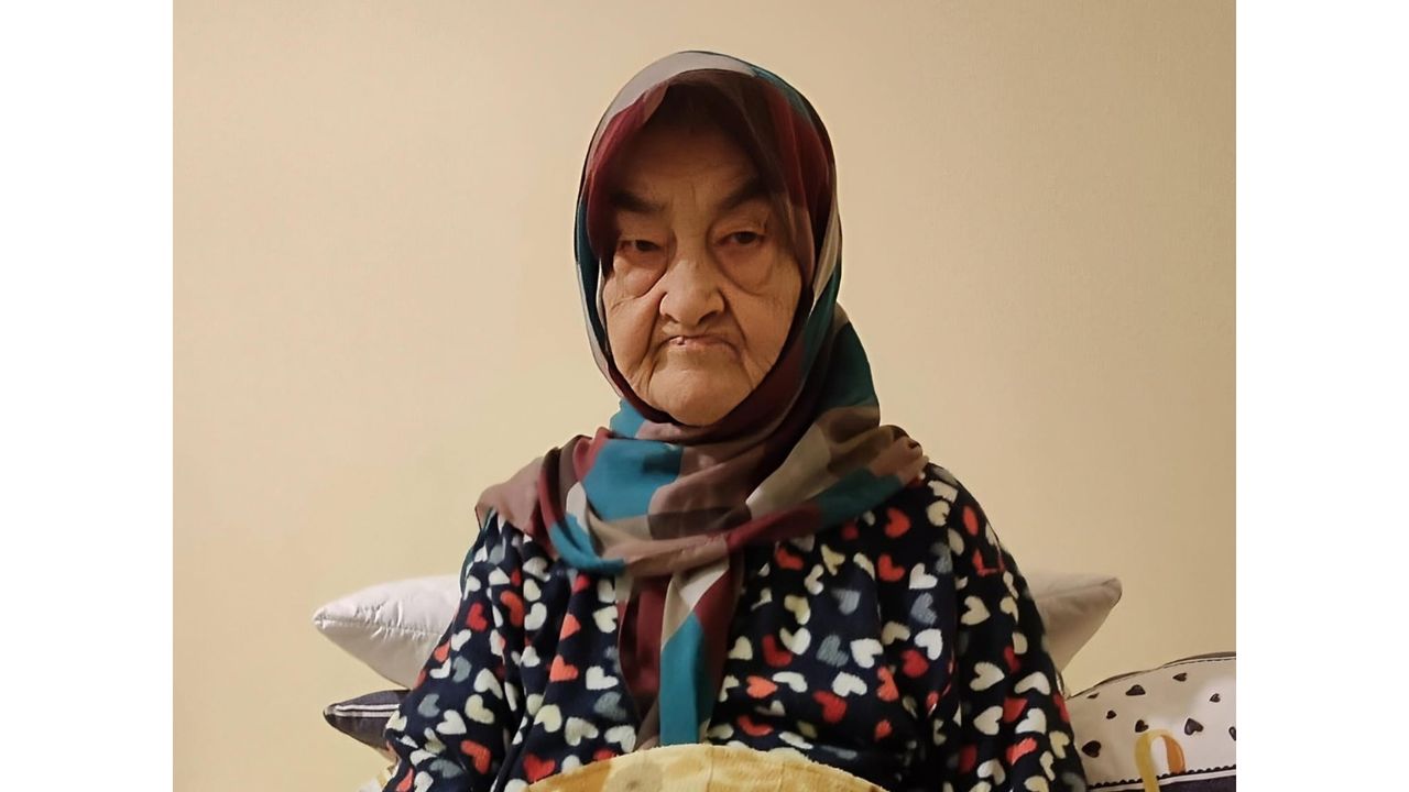 Ayşe Aksungur vefat etti