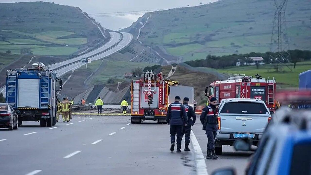 F-16 savaş uçağı düştü, pilot şehit oldu