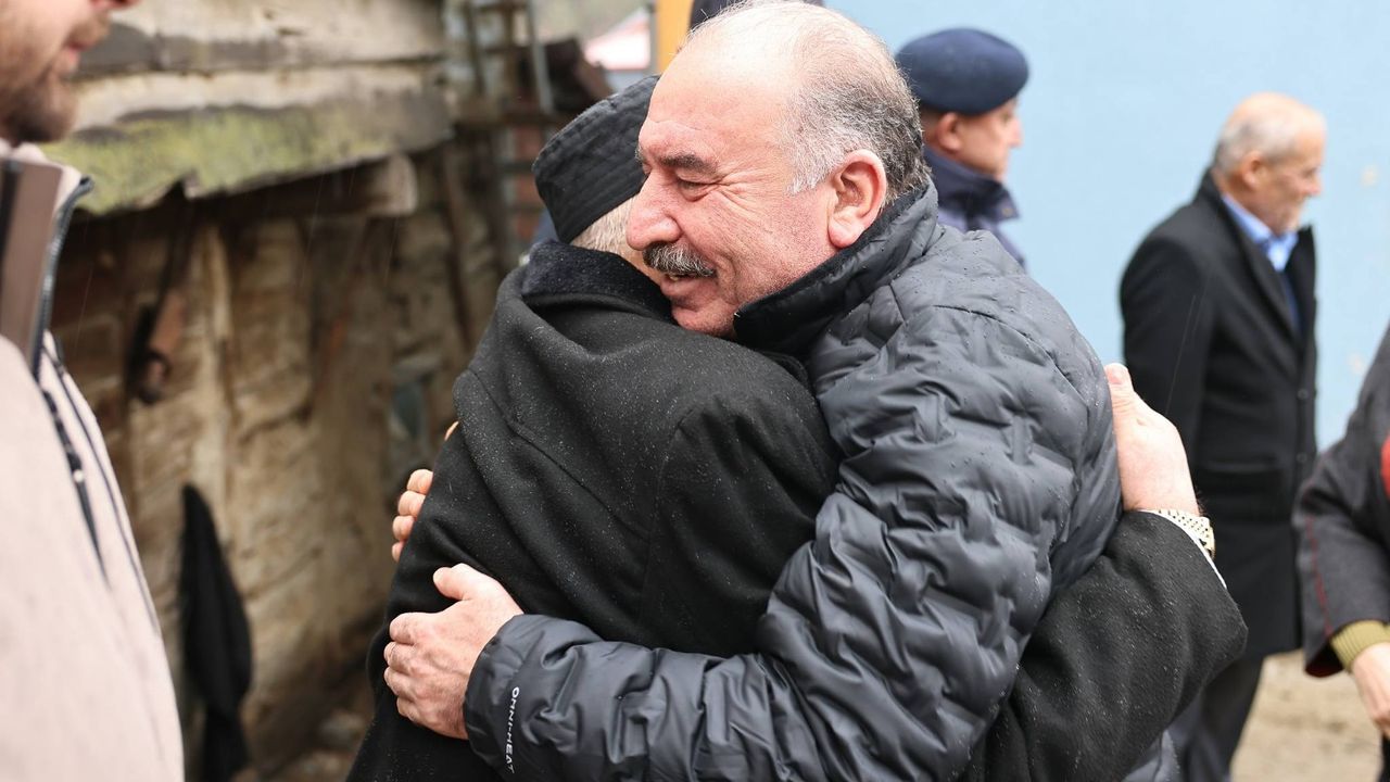 Vali Çalgan’dan şehit  ailesine anlamlı ziyaret