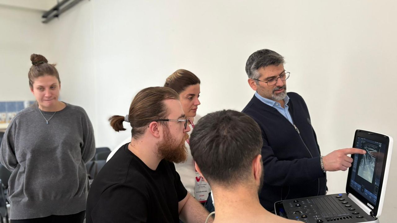 Hastanede iki günlük Ultrasonografi kursu