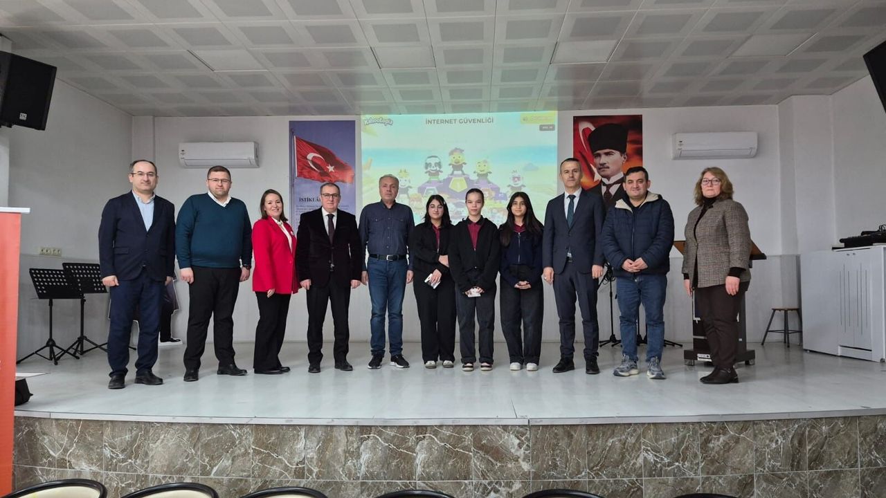 Öğrencilere internette “kişisel  bilgilerinizi koruyun” uyarısı