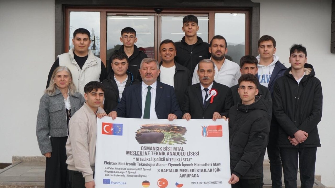 Başkan Gelgör, Erasmus  öğrencilerine başarı diledi