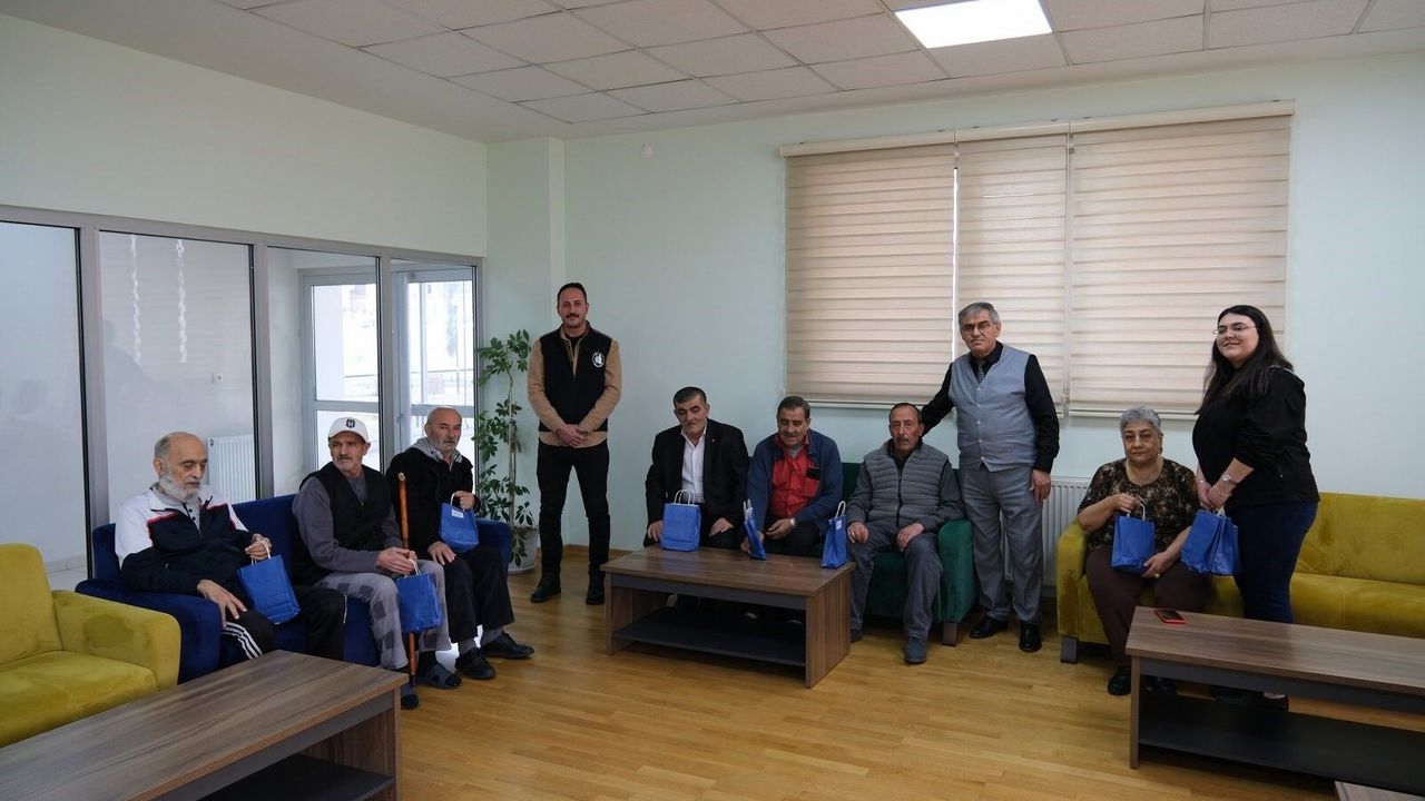 Belediye hasta ve yaşlıları unutmadı