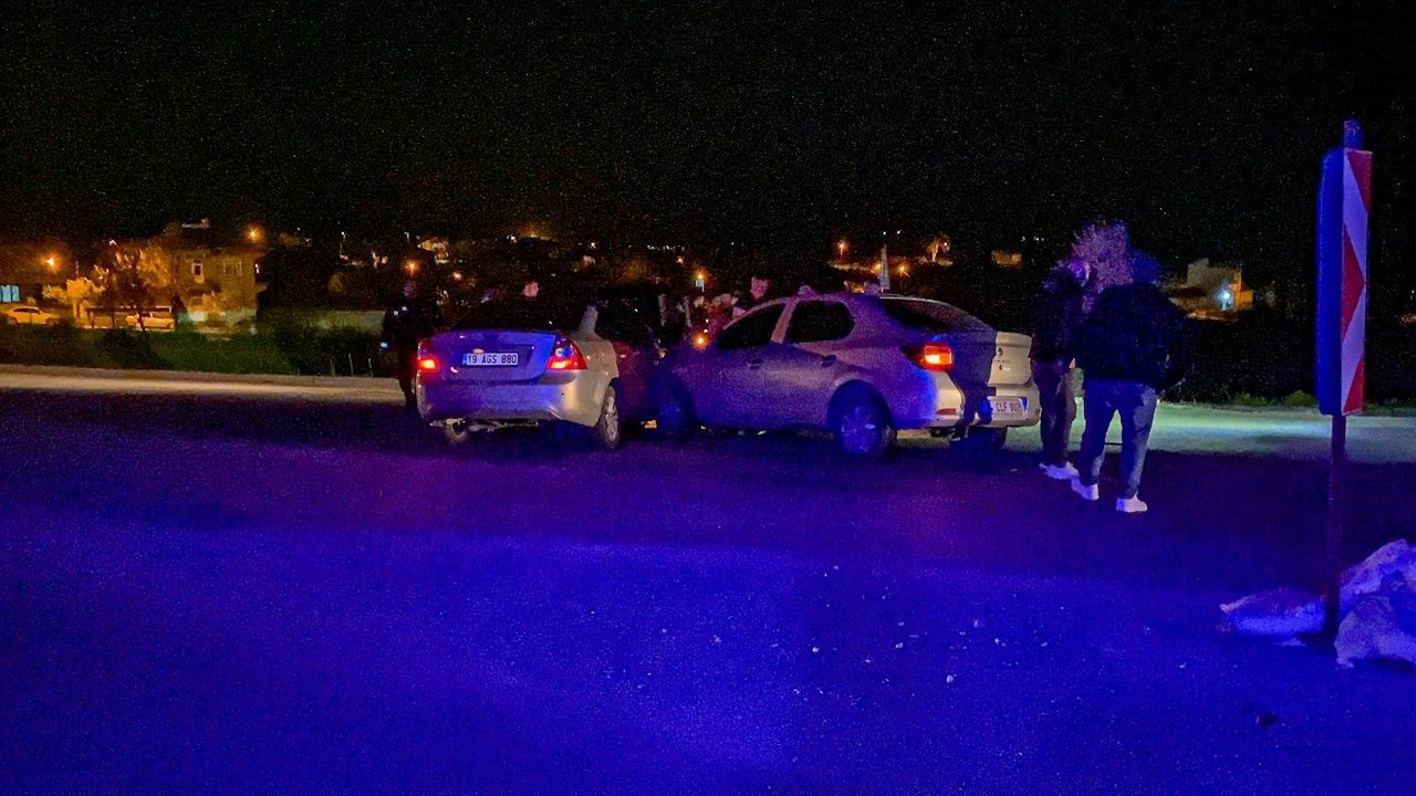 Laçin’de iki otomobil çarpıştı: 6 yaralı