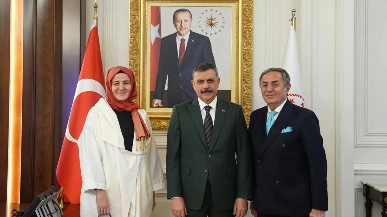 Agah Kafkas’tan Bakan  Çiftçi’ye kutlama ziyareti