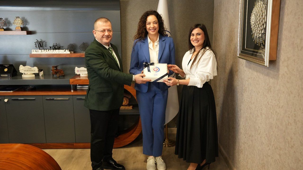 Azra Akın, TSO Başkanı Başaranhıncal’ı ziyaret etti