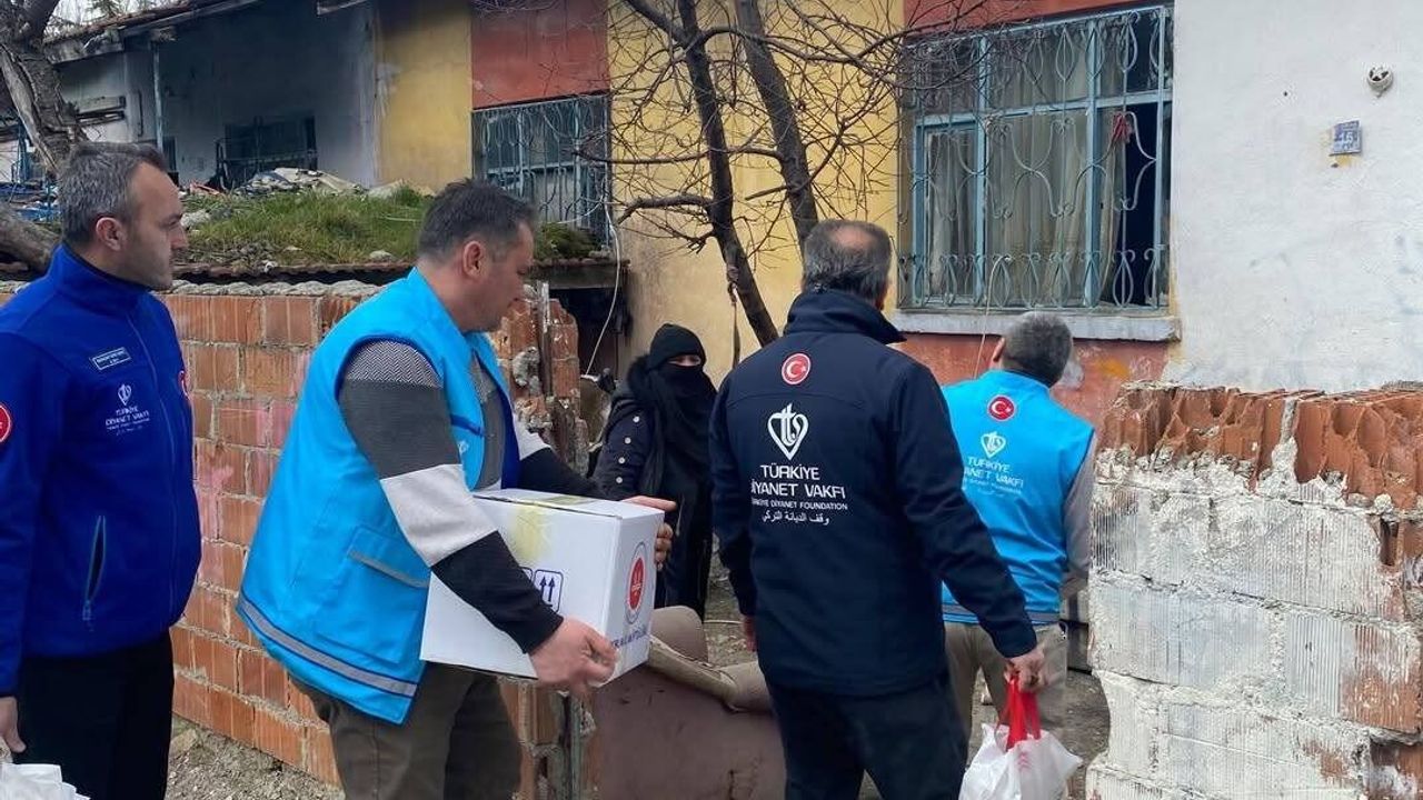 TDV’den ihtiyaç  sahiplerine yardım