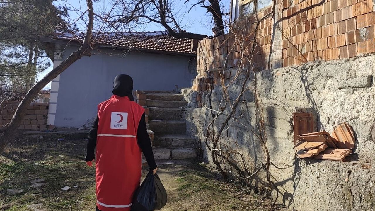 Sungurlu Kızılay’dan 3 milyon  749 bin liralık nakdi yardım