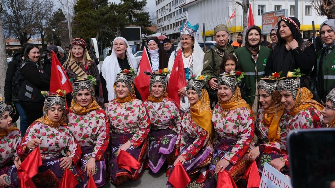 3. Puduhepa Kadın Kültür Festivali renkli görüntülerle başladı: "Kadının gücünü tüm şehre yansıtacağız"