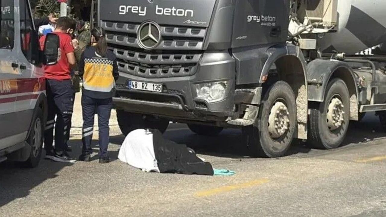 Ünlü iş insanı feci kazada can verdi